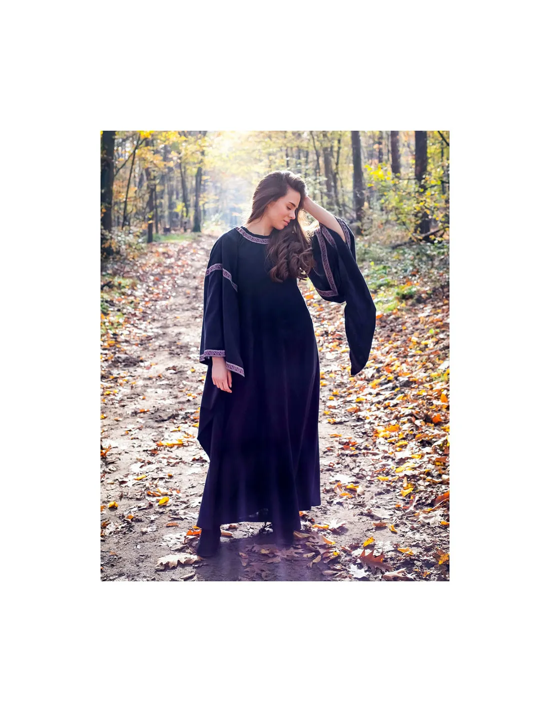 Robe médiévale femme Ida ⚔️ Boutique Épées